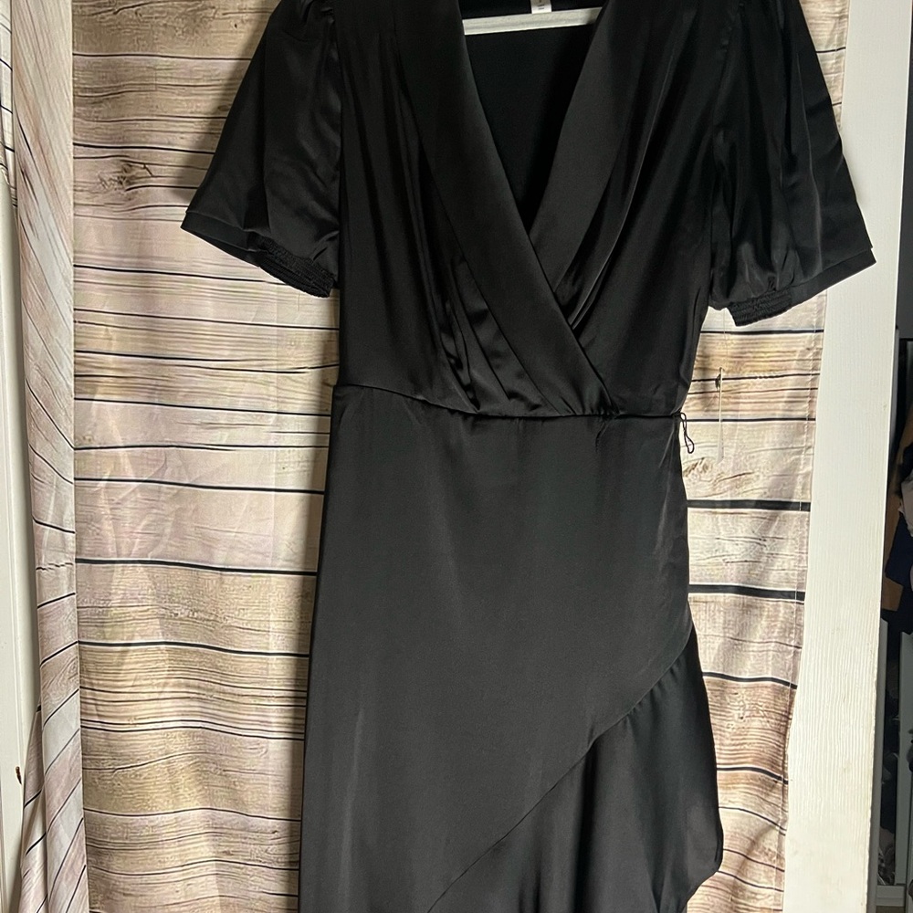 Nine West Black Asymmetrical Puff Sleeve Wrap Dress